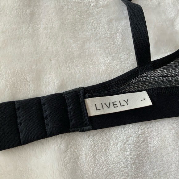 LIVELY The Smooth Lace Busty Bralette - Picture 11 of 12